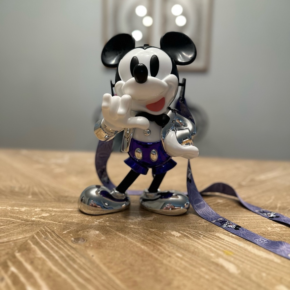 Disney💜100 Years of Wonder💜Platinum🩶Mickey Mouse Sipper Disney Park Exclusive